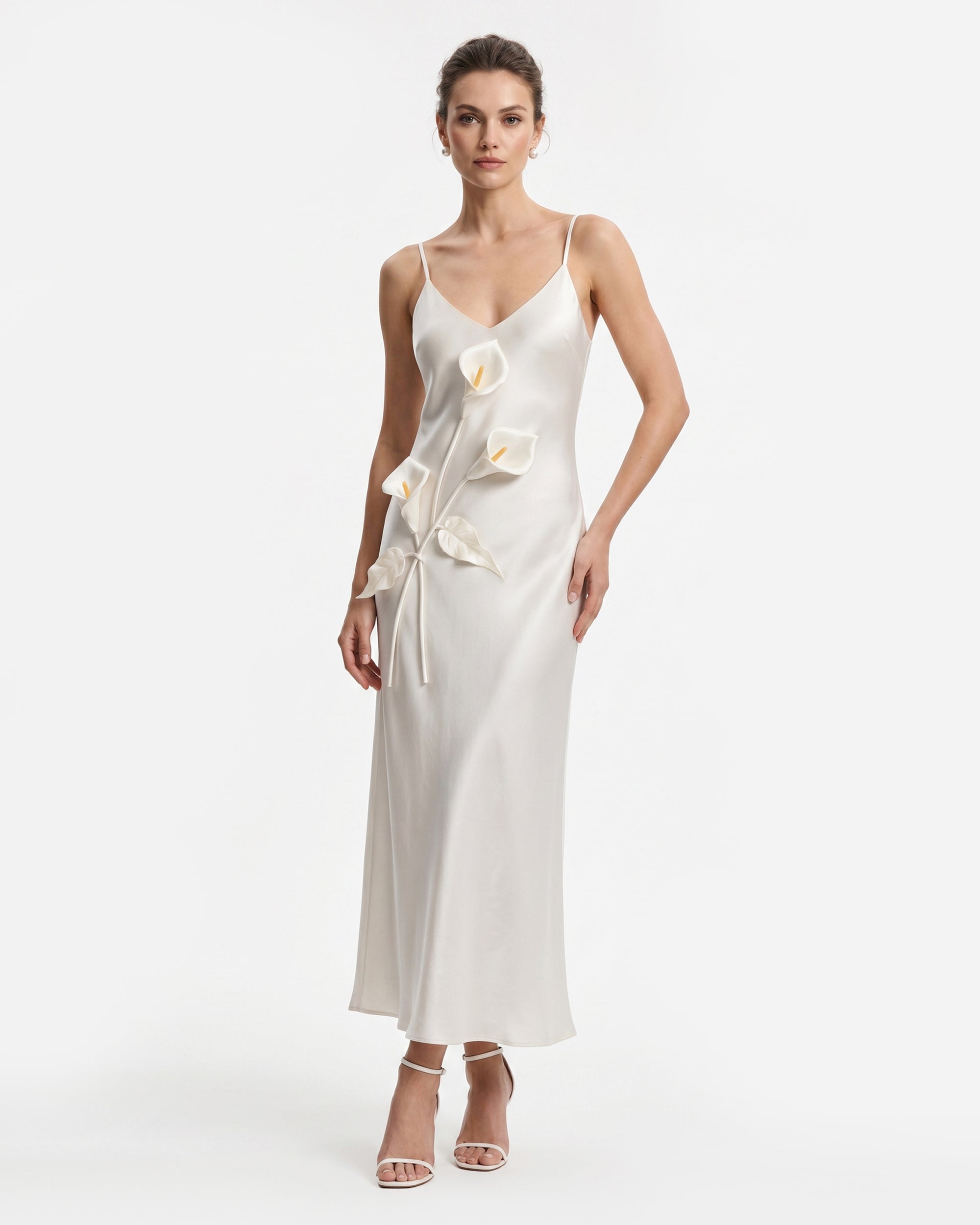 Floral Appliqu Spaghetti Strap Slip Maxi Dress - Ivory | JW PEI Floral Appliqu Spaghetti Strap Slip Maxi Dress - Ivory | JW PEI