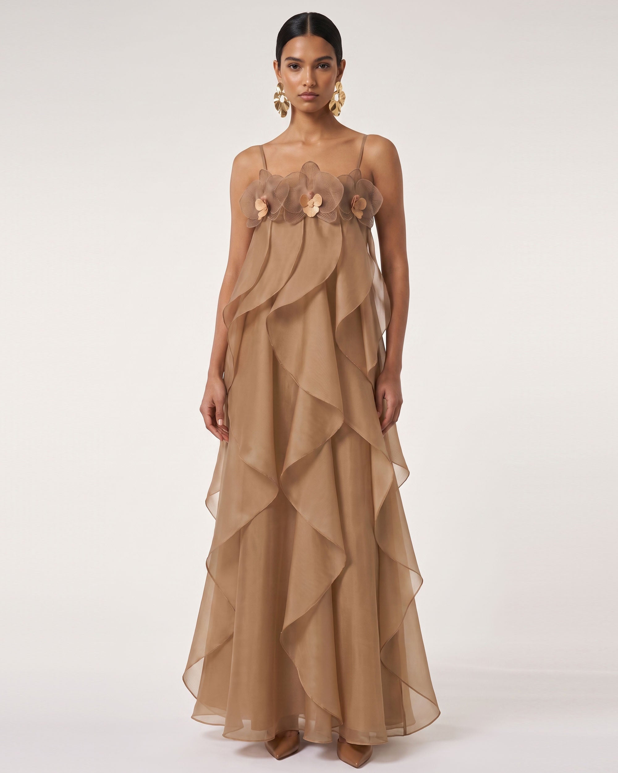 light brown maxi dress Orchid Embroidered Organza - 10 send large as medium Scoop neck Taking Your Plus Size Size:M/10