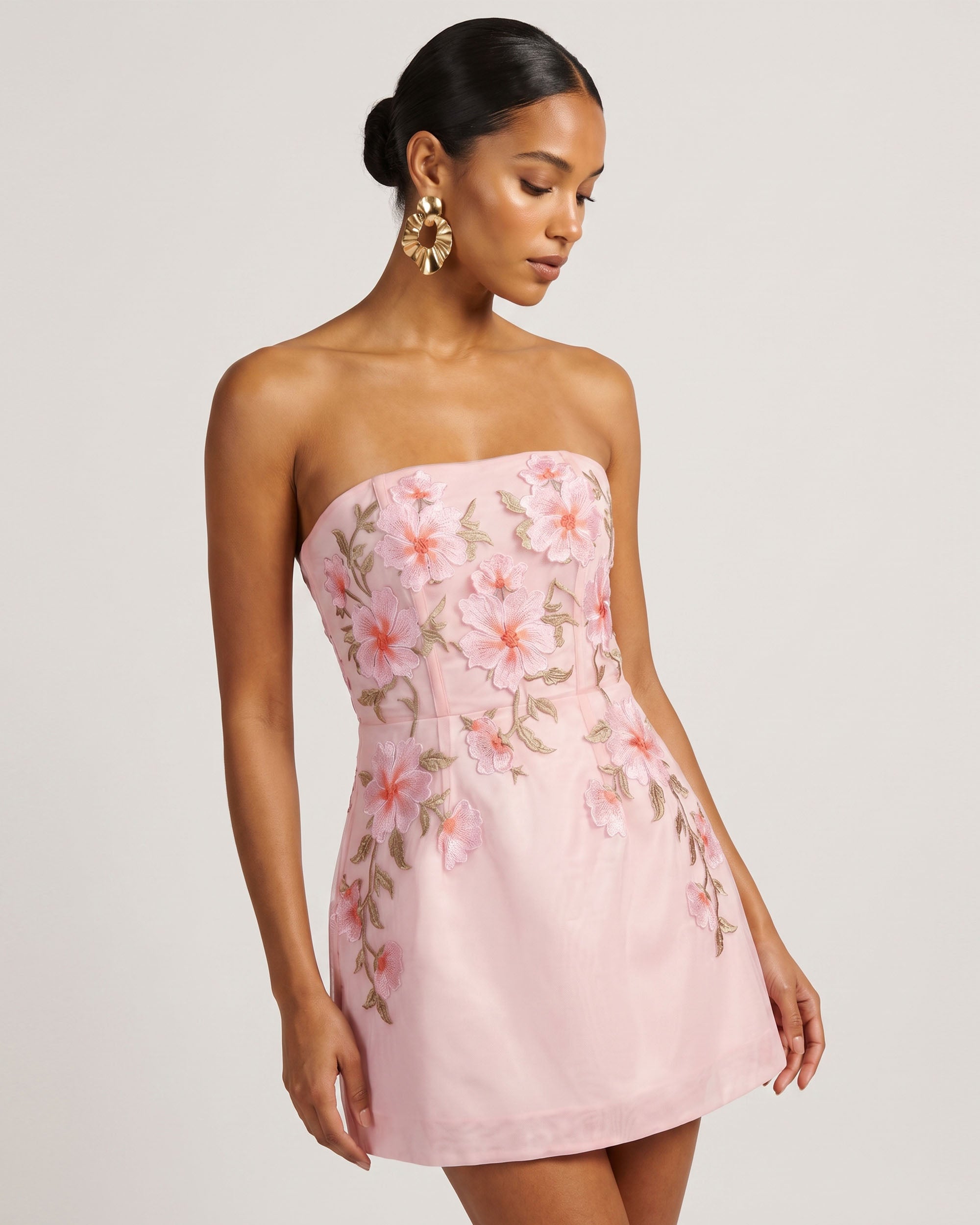women's light pink strapless dress Floral Embroidered Corset Mini - Faux Leather Skater Skirt Bahaar This dress has a Size:18.5/34