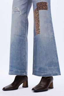 Patchwork Wide-Leg Jeans - Light Blue