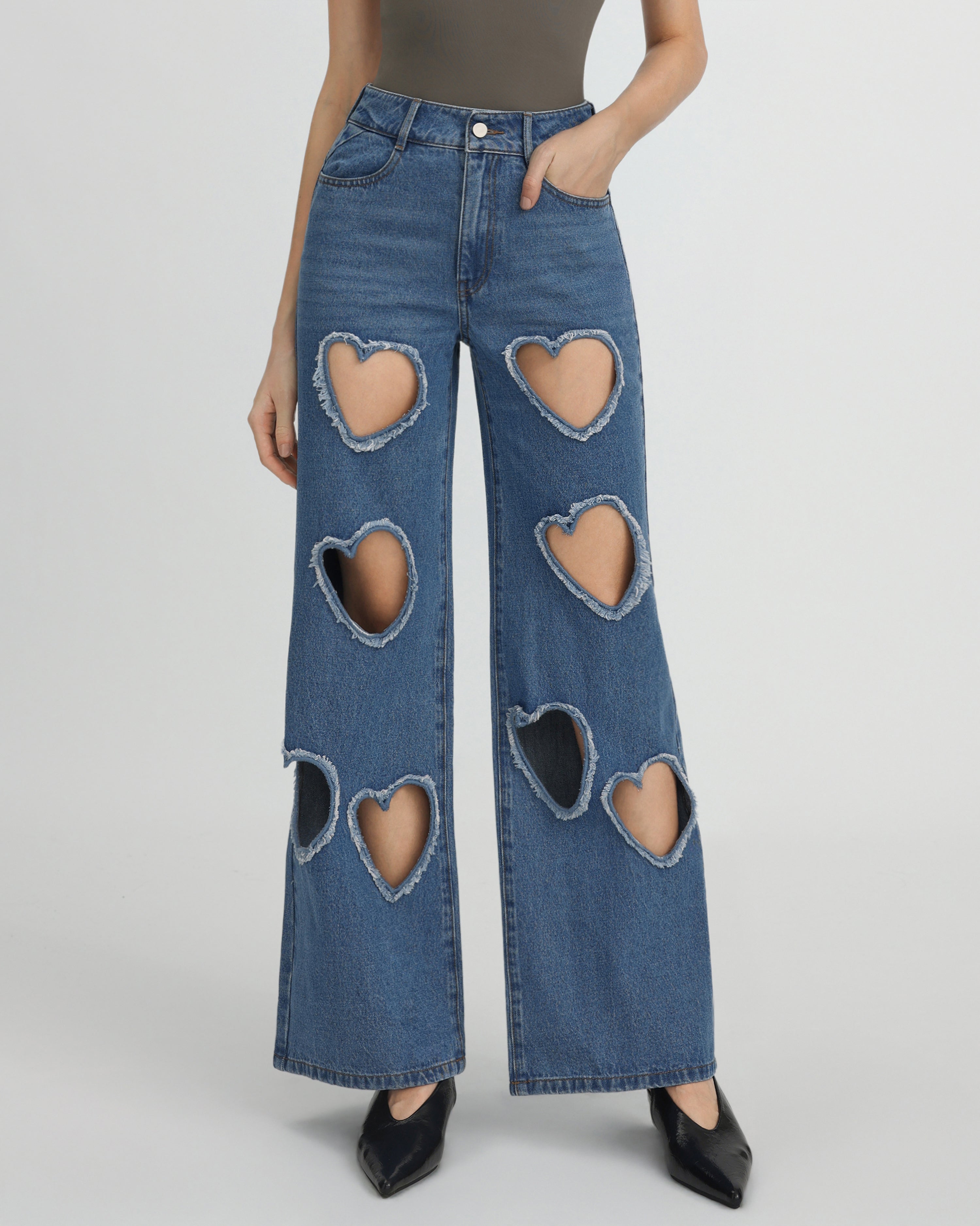 BEP HEART DENIM ショーツ 84064_5DN_110_01.jpg
