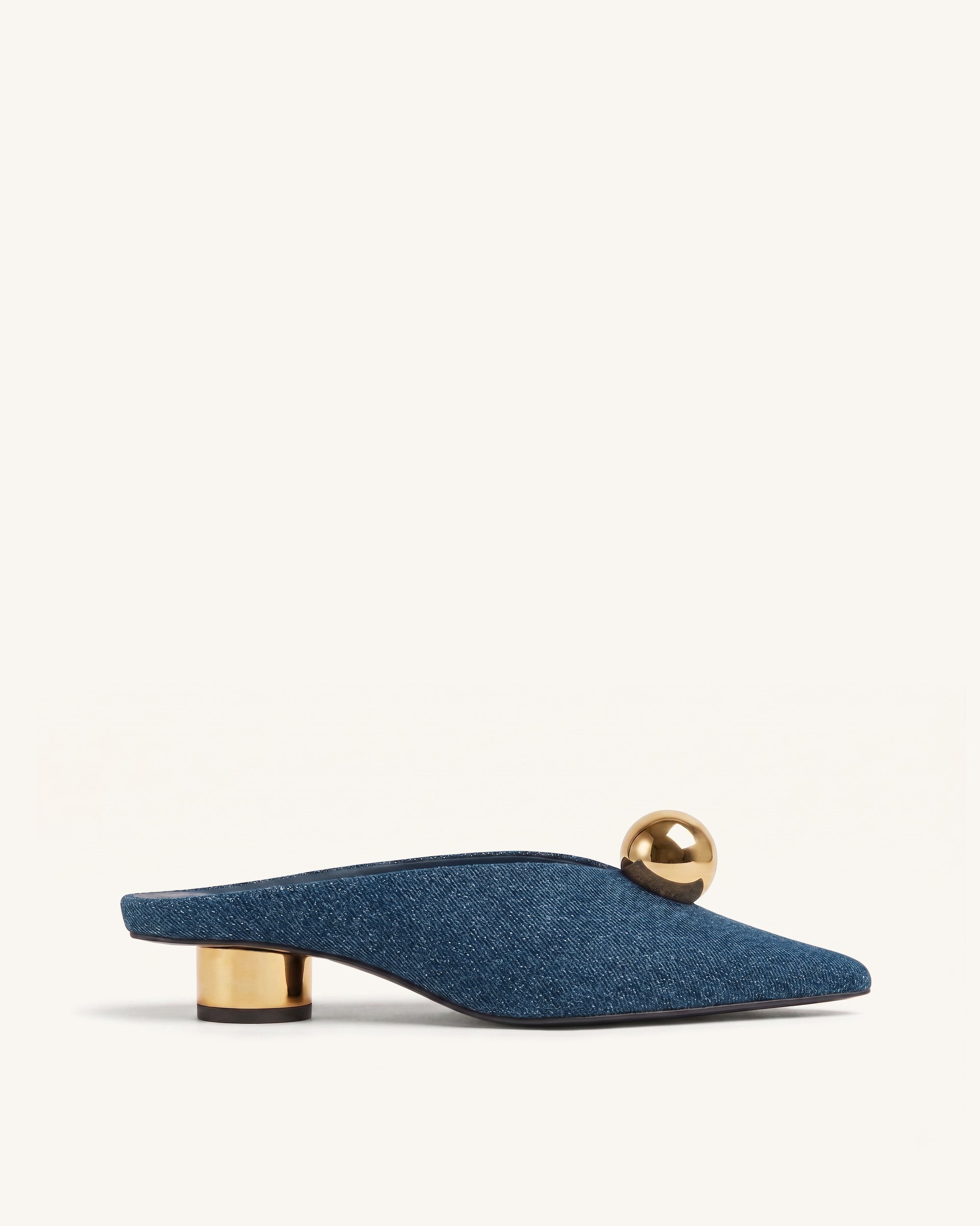 PELLICOデニムブルー ミュール Helena Gold Sphere Pointed Toe Mules - Denim Blue | JW PEI