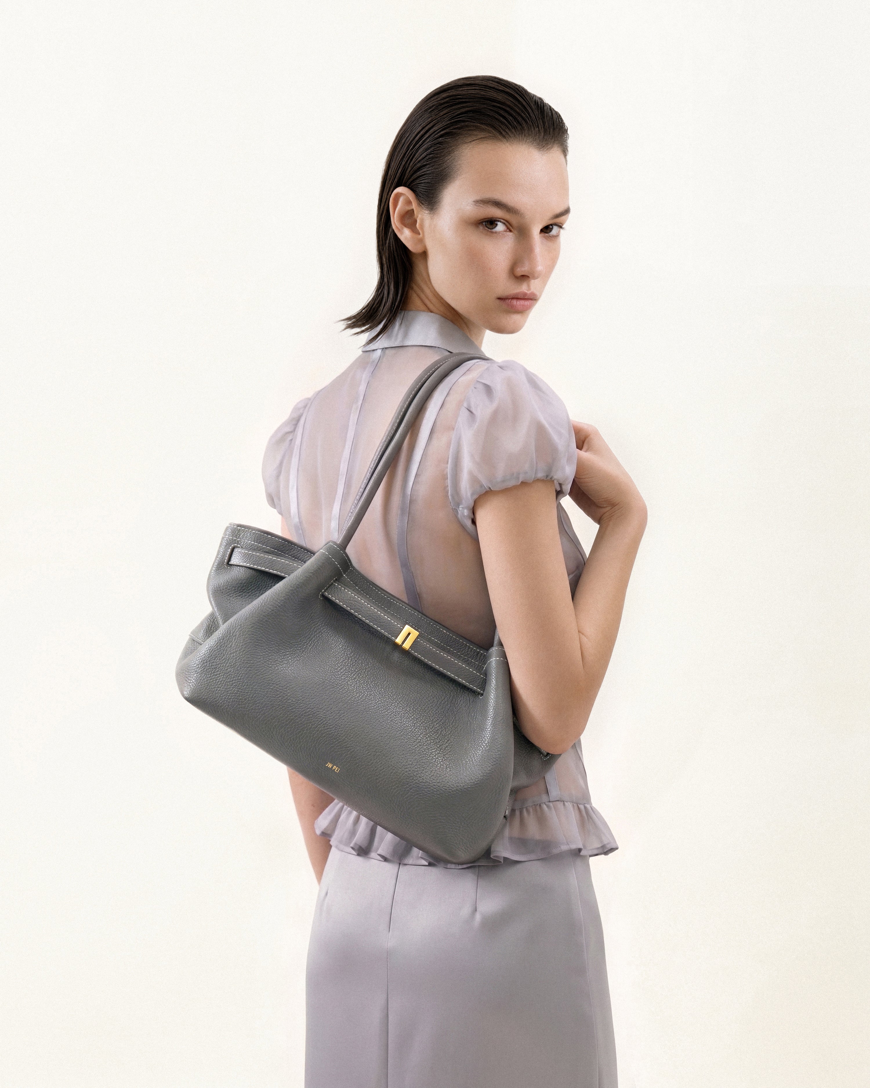 Hana Wide Tote Bag - Grey | JW PEI