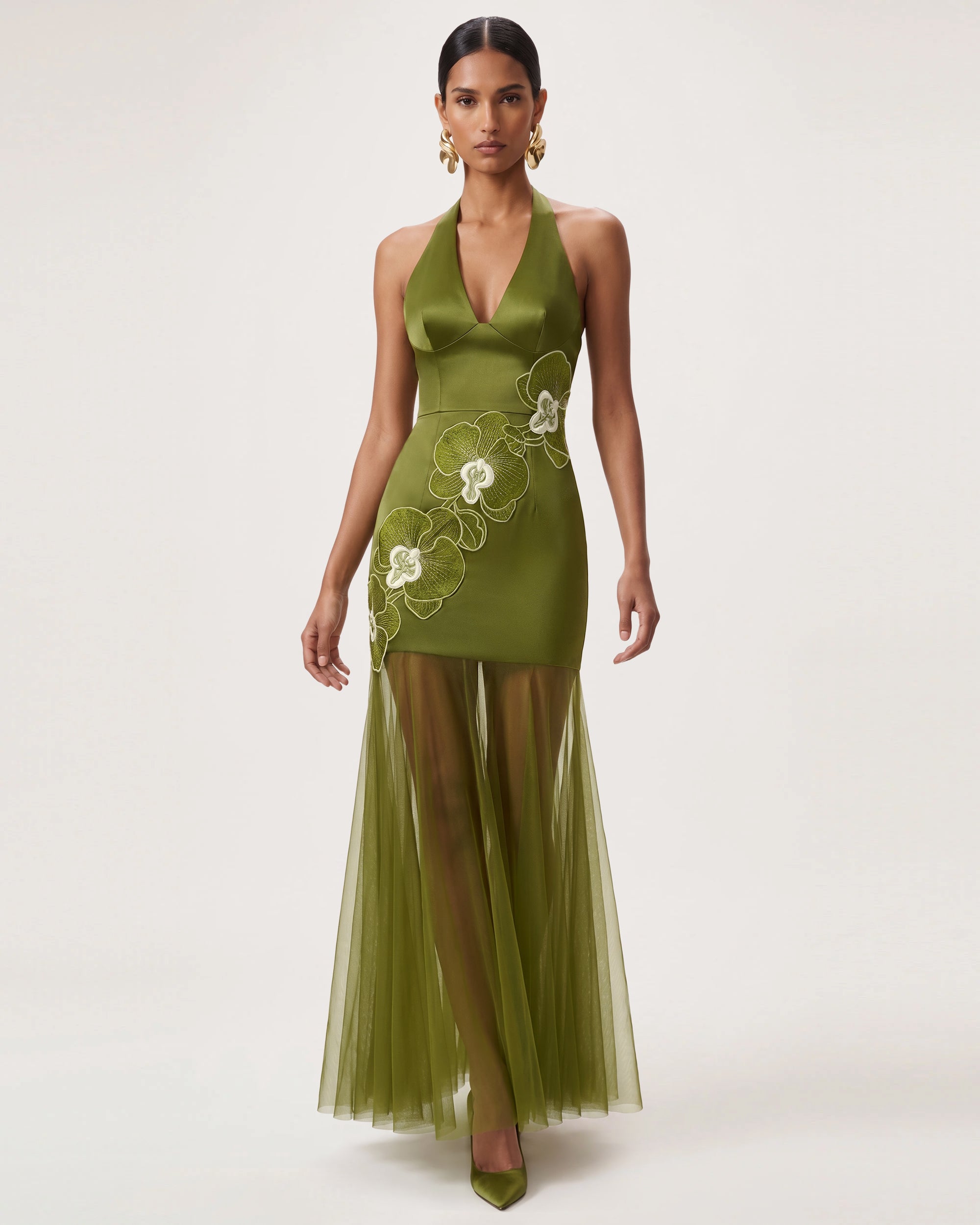 ワンピース Sheer mood lace halter tiered onepiece Orchid Embroidered Sheer Hem Halter Maxi Dress - Olive | JW PEI