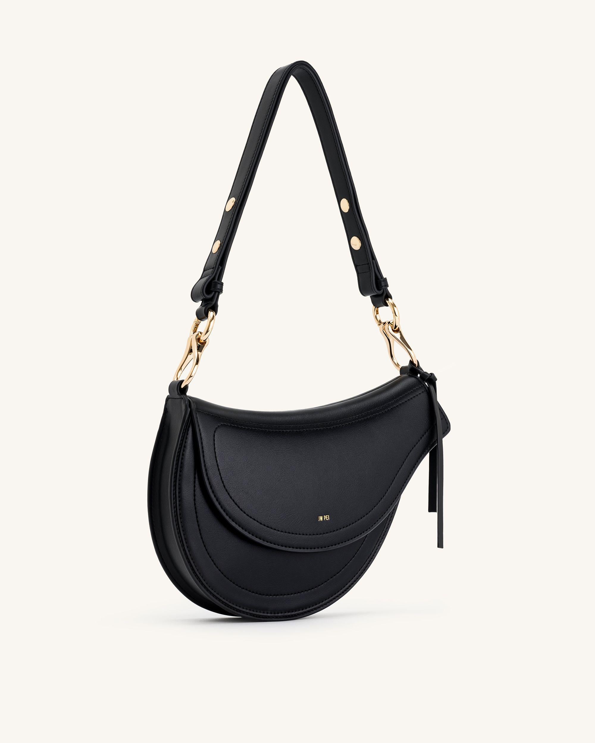 JW PEI ブラックショルダーバッグ Ashlie Crossbody Bag - Black | JW PEI