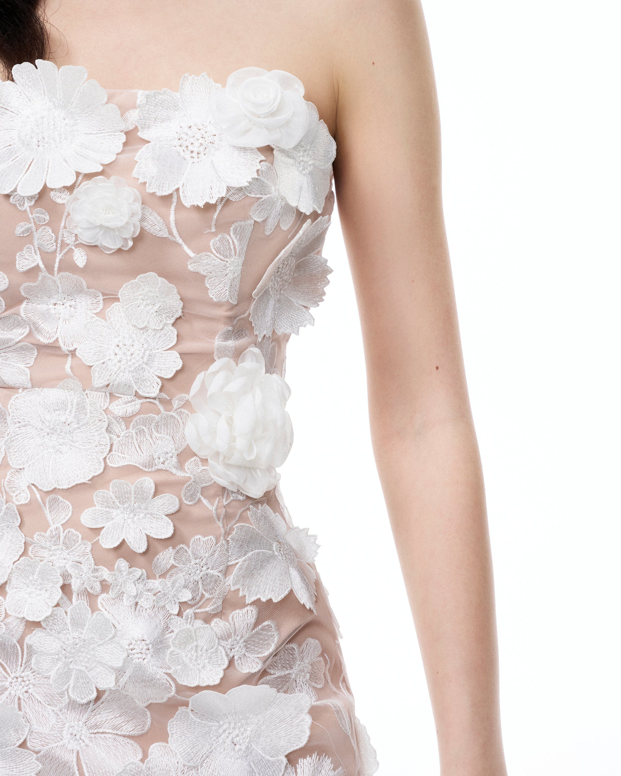 Serafina Floral Embroidered Mini Dress - White