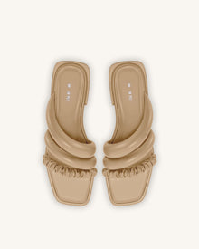 Jada Flat Mule - Cane sugar