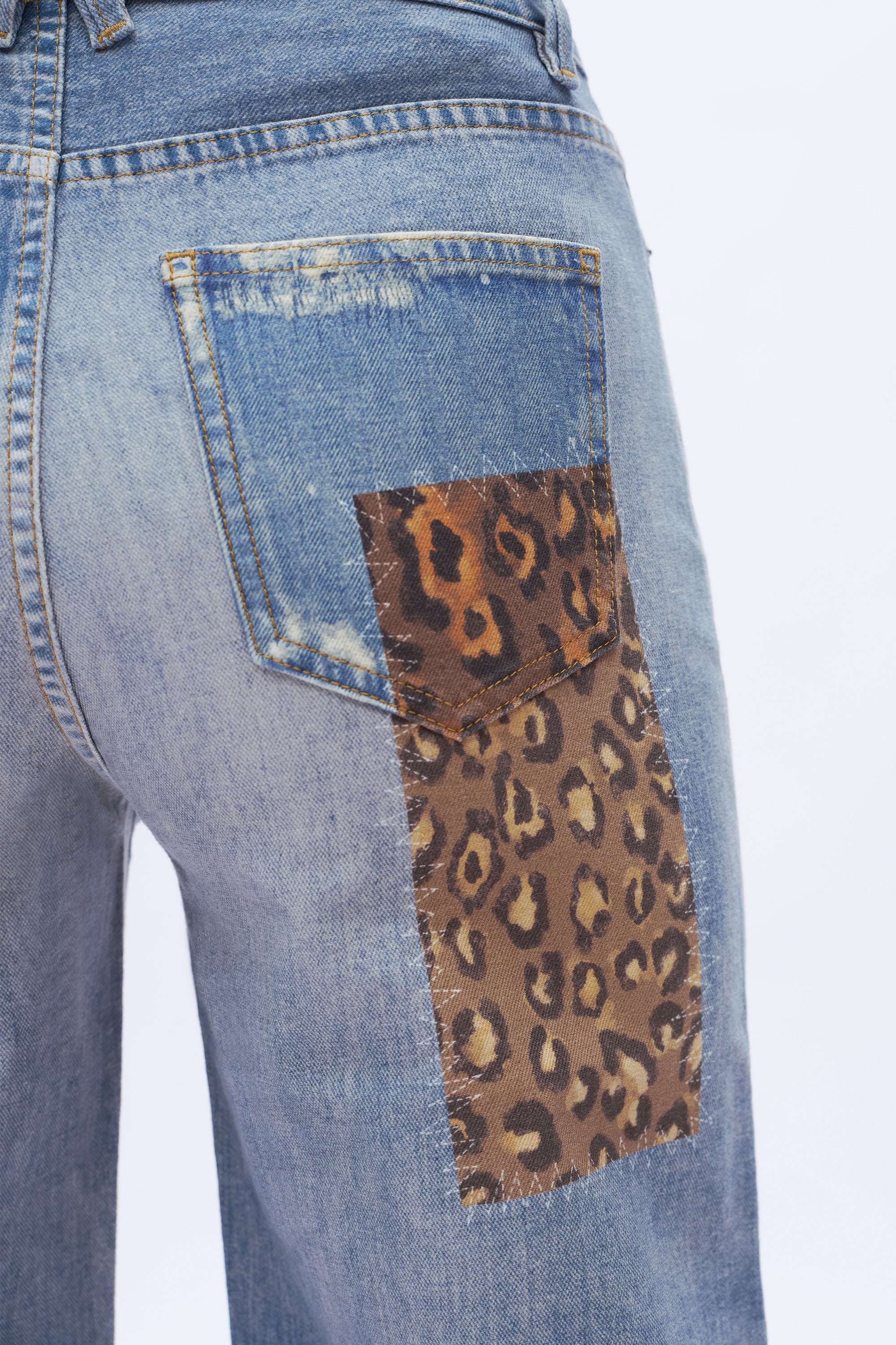Patchwork Wide-Leg Jeans - Light Blue