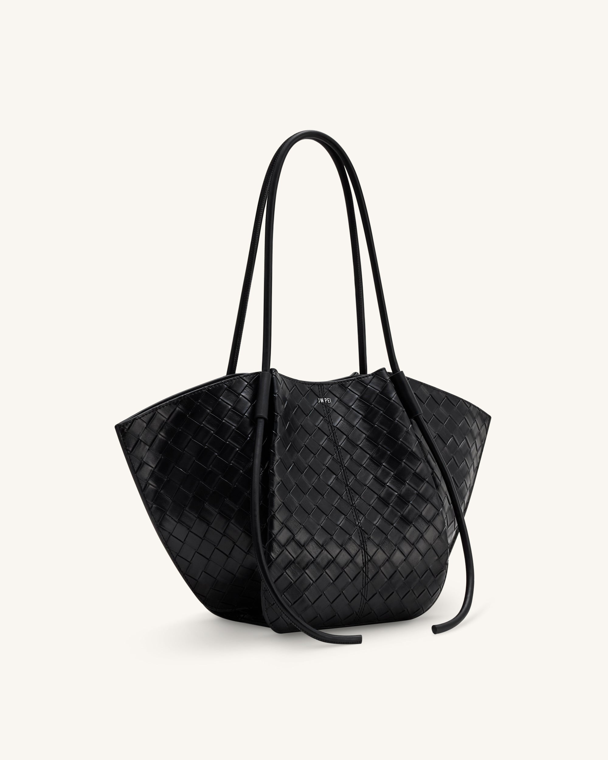 Nala Wide Weave Texture Tote Bag - Black | JW PEI