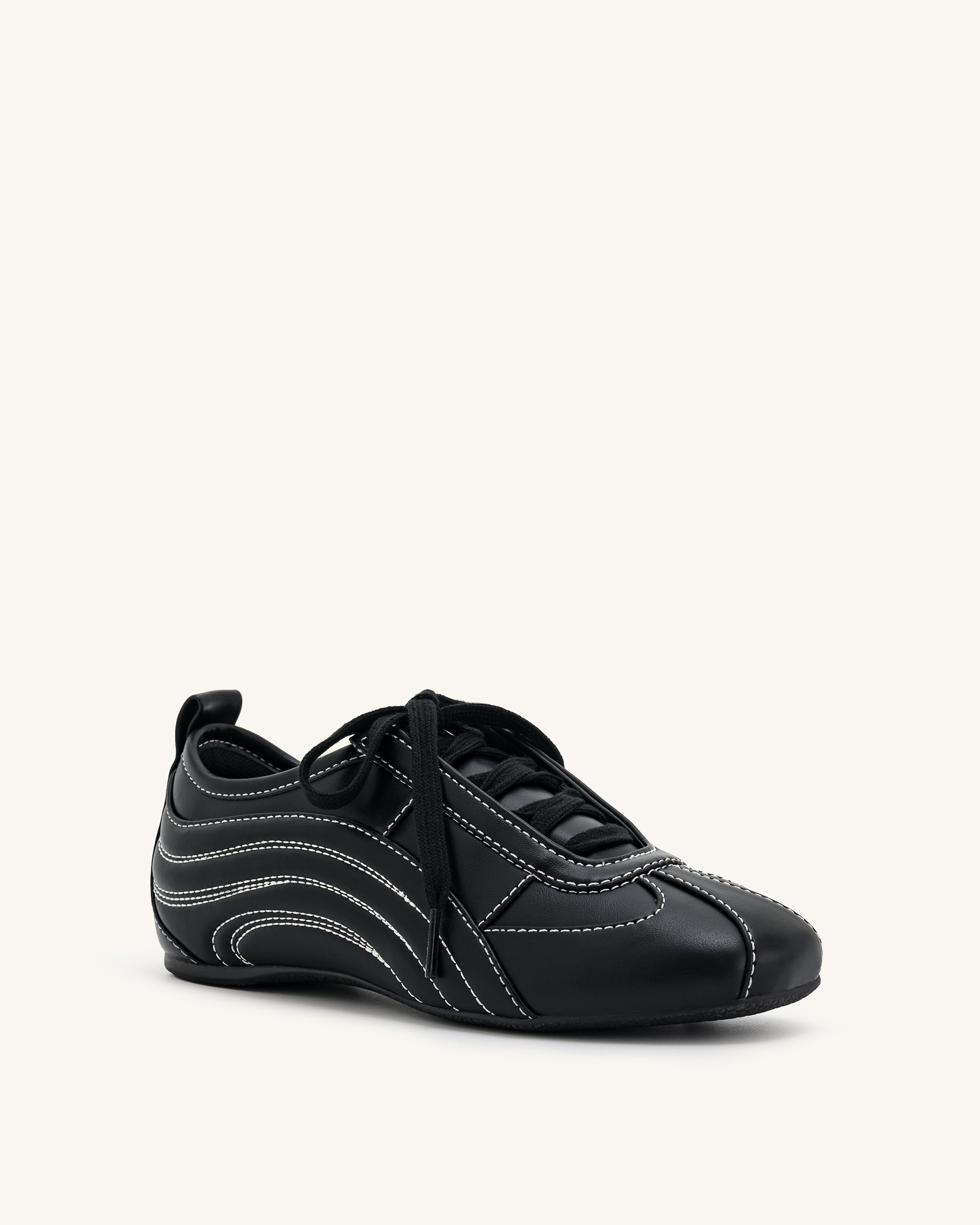 新品同等 超美品 J.W Black JWB-JP-JB Ferne Streamlined Lustrous Sneakers - Black | JW PEI