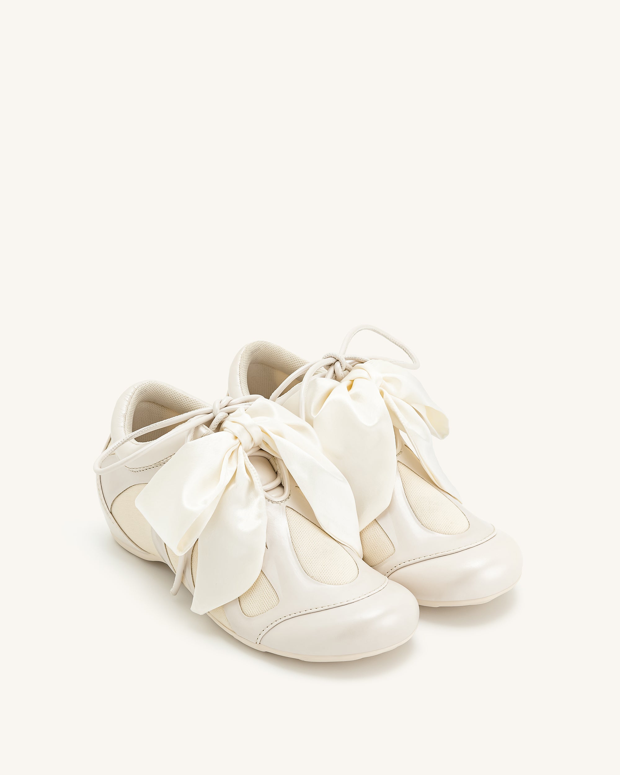 *JW PEI *Rosie ボウタイロートップスニーカー Rosie Bow Tie Low Top Sneakers - White | JW PEI