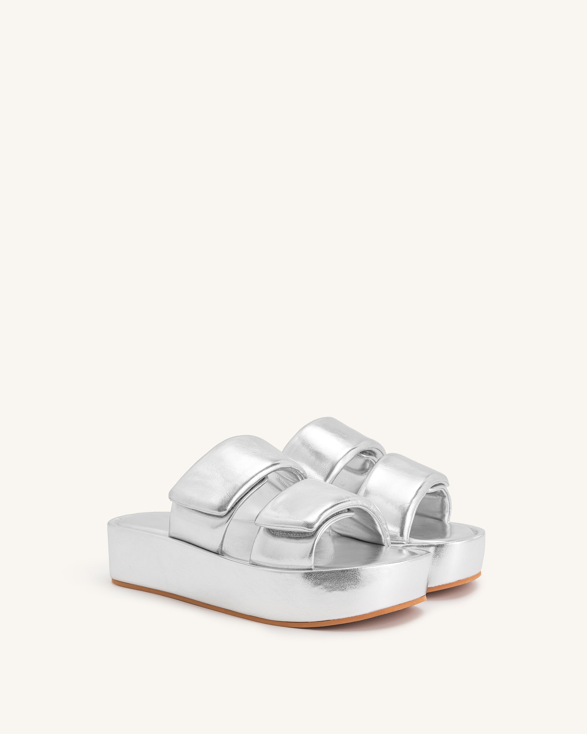 Lexi Metallic Sandal - Silver | JW PEI
