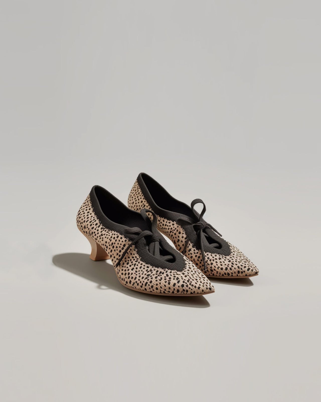 Lace-up Fly-knit Pumps-Brown