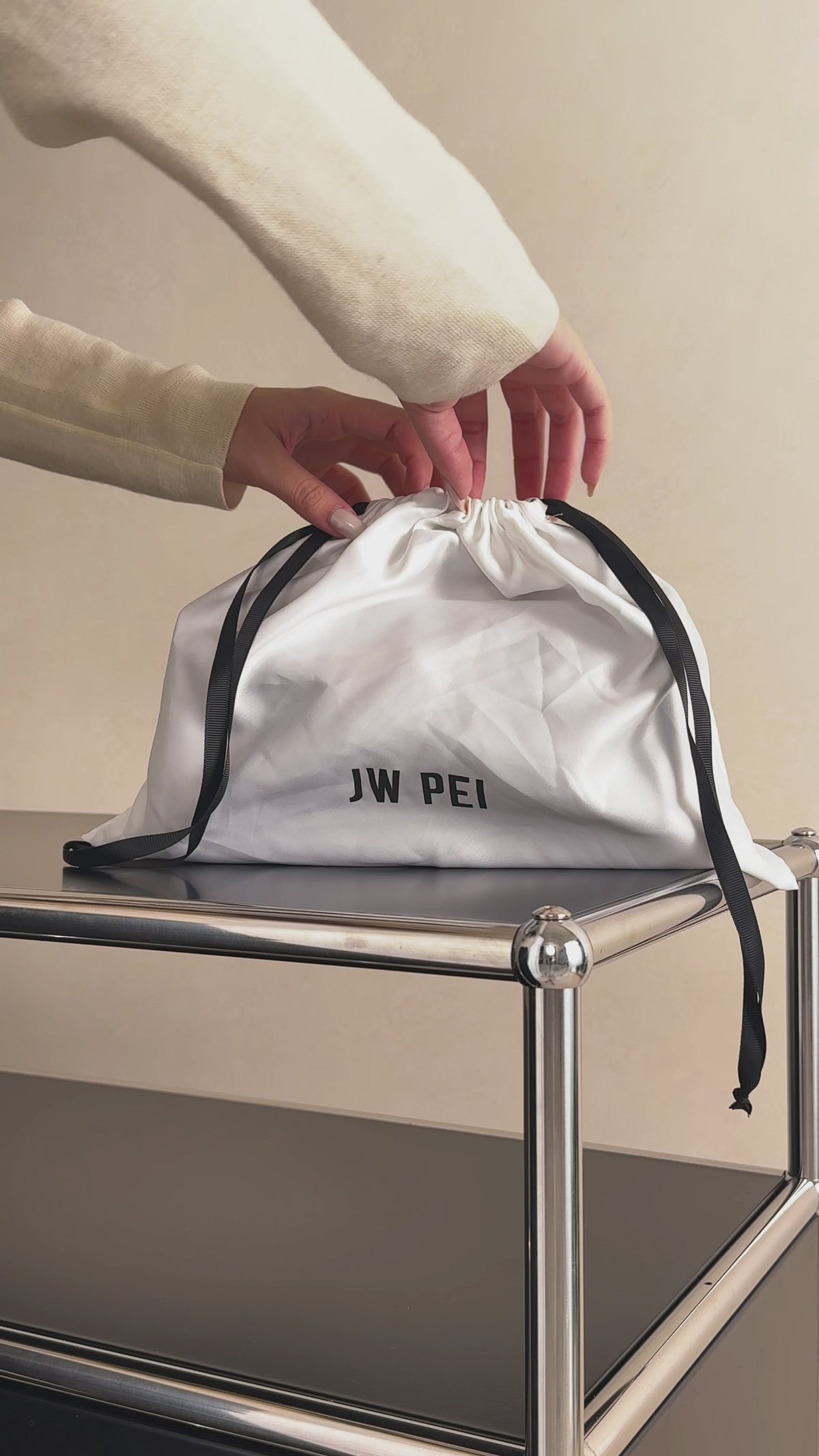 Noor Top Handle Bag - Elephant Gray | JW PEI