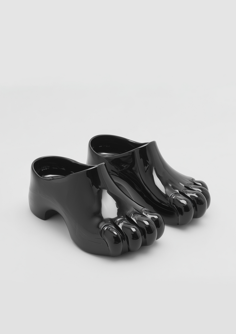 Casey Toe Clogs – Black